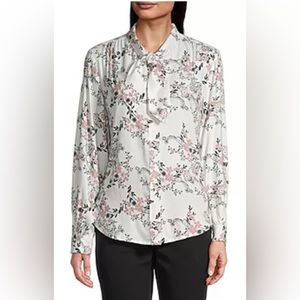Liz Claiborne Long Sleeve Button Down Floral Shirt Regular Fit Size Small. NWOT.